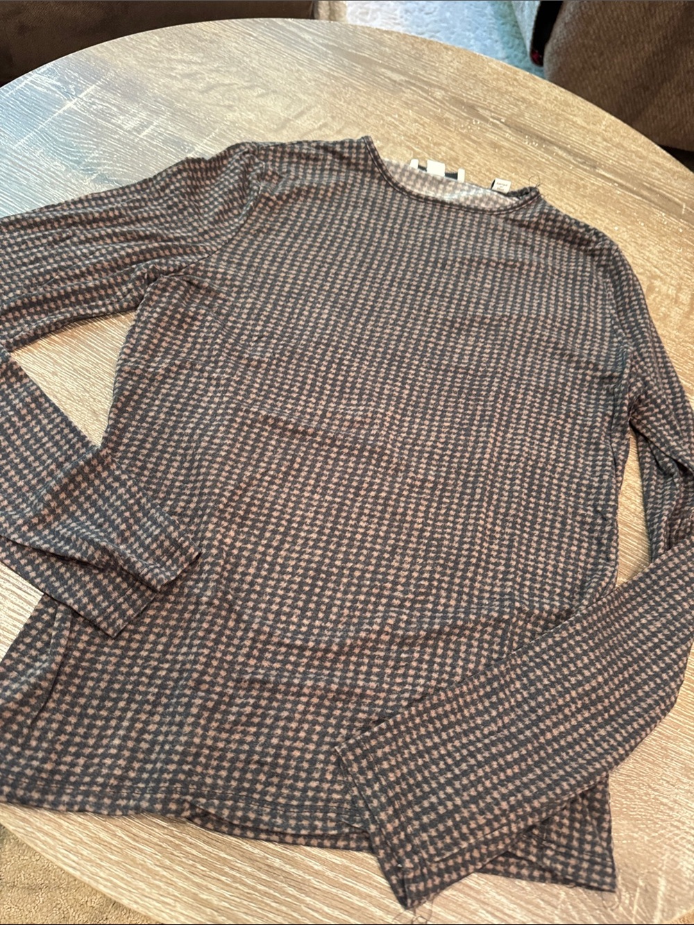 Vince Brown and Black Long-Sleeve Crew Neck Shirt